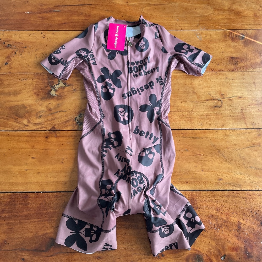 Betty Short Sleeve Women's One-Piece Swim Suit in Dusty Pink with Black Print